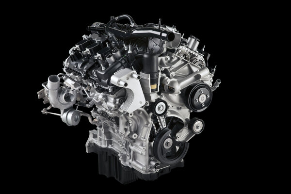 15F150-2.7L-EcoBoost_02_HR.jpg